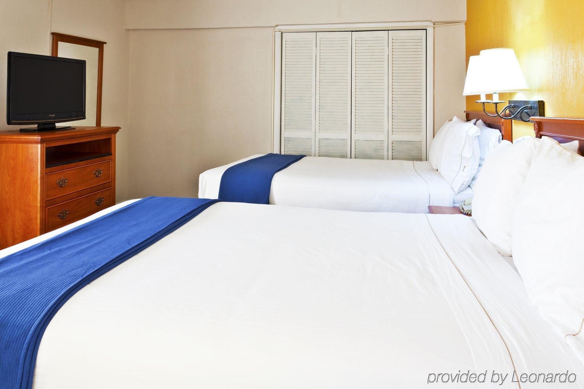 Holiday Inn Express & Suites Nashville-I-40 & I-24 Bilik gambar