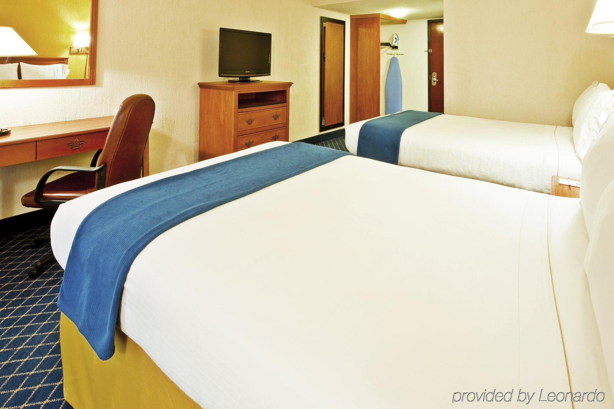 Holiday Inn Express & Suites Nashville-I-40 & I-24 Luaran gambar