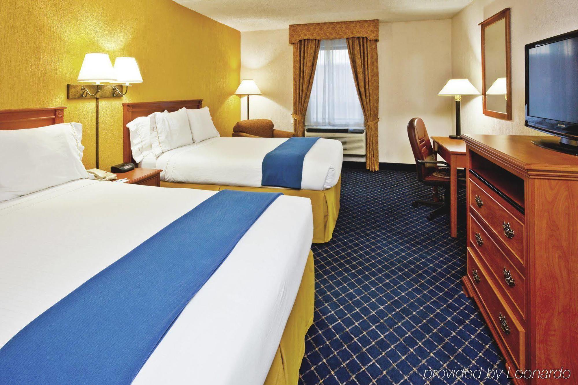 Holiday Inn Express & Suites Nashville-I-40 & I-24 Luaran gambar